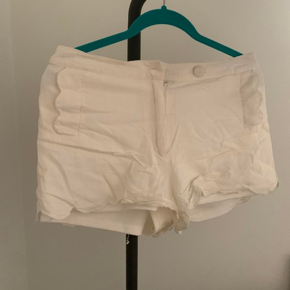 Francesca's White Scalloped-Bottom Shorts